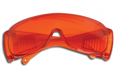 Очки защитные для врача (для защиты от высокоскоростных летящих частиц с низкоэнергетическим ударом и УФ-излучения до 570 нм)  